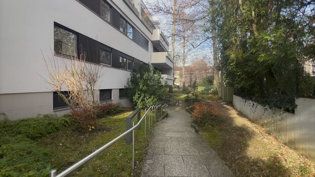 Appartement mit Wohnküche+ Bad + Terrasse + Garten mit Sauna Appartement mit Wohnküche+ Bad + Terrasse + Garten mit Sauna