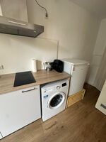Waschmöglichkeit in der Wohnung oder im Keller Waschmöglichkeit in der Wohnung oder im Keller