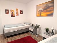 gelbes Zimmer, 2 Einzelbetten, TV gelbes Zimmer, 2 Einzelbetten, TV