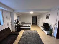 Schlafzimmer / Durchgangszimmer Schlafzimmer / Durchgangszimmer