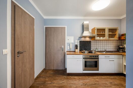 Apartment 1: eigene Küche mit Herd, Backofen und Kühlschrank Apartment 1: eigene Küche mit Herd, Backofen und Kühlschrank