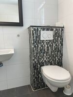 **ZENTRAL IN KÖLN MONTEURZIMMER** Zdjęcie 3 **ZENTRAL IN KÖLN MONTEURZIMMER** Zdjęcie 3
