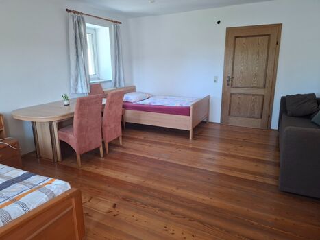 3 Bettzimmer 3 Bettzimmer
