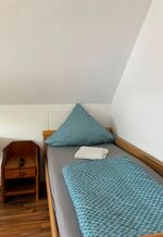 Zimmer 1 Bett rechts Zimmer 1 Bett rechts