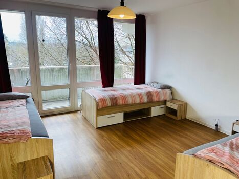 Am KAISERLEI - FRANKFURT/OFFENBACH - 70 m² Wohnung - 20 EU/P. - 5 Betten Bild 2 Am KAISERLEI - FRANKFURT/OFFENBACH - 70 m² Wohnung - 20 EU/P. - 5 Betten Bild 2