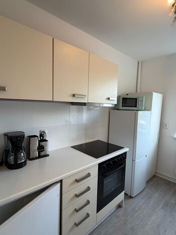 3BR Apartment, 6 Singlebeds, Balcony, Parking, 5min Autobahn Bild 3 3BR Apartment, 6 Singlebeds, Balcony, Parking, 5min Autobahn Bild 3