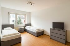 MK HOMES | 3 Schlafzimmer mit Bad, Küche und Esszimmer Bild 1 MK HOMES | 3 Schlafzimmer mit Bad, Küche und Esszimmer Bild 1