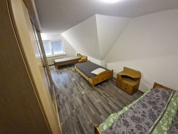 Mehrbettzimmer  Mehrbettzimmer