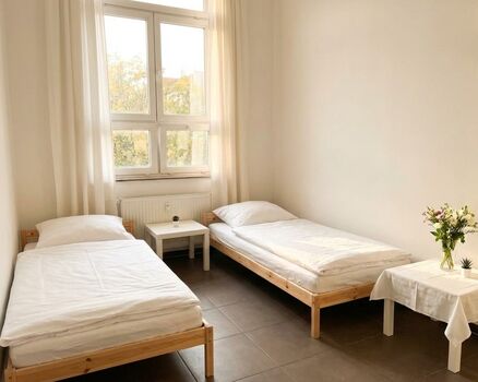 Eingerichtete Wohnung ideal für Teams ab 2 Personen Picture 2 Eingerichtete Wohnung ideal für Teams ab 2 Personen Picture 2