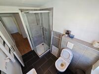 Neu saniertes Penthouse Apartment mit offener Wohnküche Bild 3 Neu saniertes Penthouse Apartment mit offener Wohnküche Bild 3
