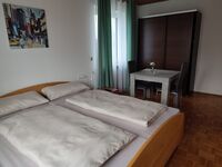 Fewo Baunatal 2 - Schlafzimmer 2 Fewo Baunatal 2 - Schlafzimmer 2