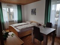 Fewo Baunatal 2 - Schlafzimmer 2 Fewo Baunatal 2 - Schlafzimmer 2