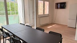 Neu renoviert: Wohnungen mit Einzelbetten, TV, WLAN, Parkpl. Bild 10 Neu renoviert: Wohnungen mit Einzelbetten, TV, WLAN, Parkpl. Bild 10