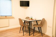 Essbereich / Arbeitsbereich mit zweitem TV Essbereich / Arbeitsbereich mit zweitem TV