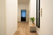 Sicht des Eingangs / Flur Sicht des Eingangs / Flur