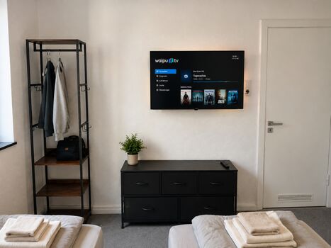 6 Einzelbetten l Parkplatz l WLAN l 2 Smart-TVs 6 Einzelbetten l Parkplatz l WLAN l 2 Smart-TVs