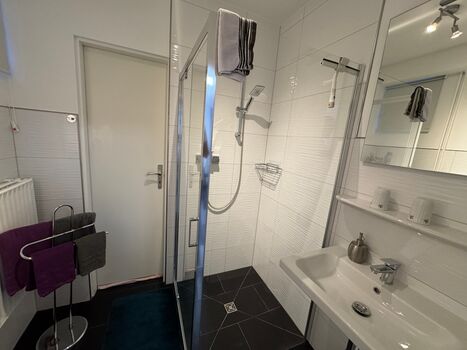 Modernes Badezimmer Modernes Badezimmer