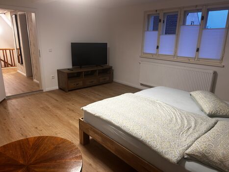 Moderne Monteurwohnung in Straußfurt – 140 m² für bis zu 4 P Bild 3 Moderne Monteurwohnung in Straußfurt – 140 m² für bis zu 4 P Bild 3