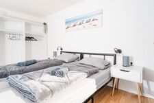 Lichtdurchflutetes City-Apartment | 5 Betten Picture 1 Lichtdurchflutetes City-Apartment | 5 Betten Picture 1