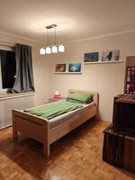 Großer Schlafraum mit Zugang zum Balkon Großer Schlafraum mit Zugang zum Balkon