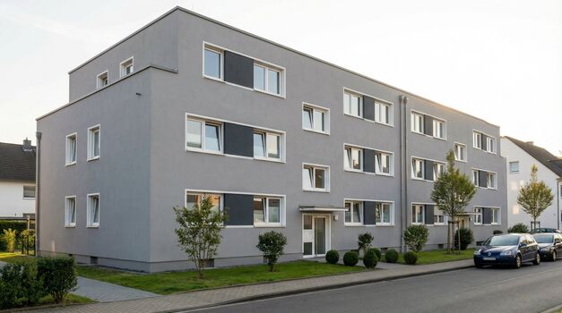 MH10 / TOMASZ-LIVING in ESSEN - Ruhige Zimmer + Kühlschrank Bild 4 MH10 / TOMASZ-LIVING in ESSEN - Ruhige Zimmer + Kühlschrank Bild 4