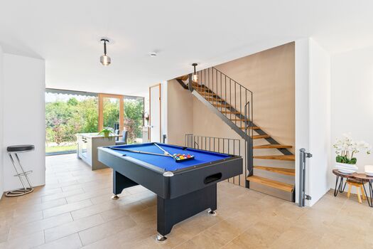 Billiard im Loft Bereich Billiard im Loft Bereich