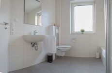 JOBOSTAYS | FEHN Monteurswohnungen | Parkplatz | Meyer Werft Zdjęcie 9 JOBOSTAYS | FEHN Monteurswohnungen | Parkplatz | Meyer Werft Zdjęcie 9