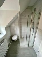 Großes Haus auf 2 Etagen*2x Küche*2x Badezimmer*10 Betten Bild 17 Großes Haus auf 2 Etagen*2x Küche*2x Badezimmer*10 Betten Bild 17