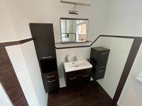 Großes Haus auf 2 Etagen*2x Küche*2x Badezimmer*10 Betten Bild 13 Großes Haus auf 2 Etagen*2x Küche*2x Badezimmer*10 Betten Bild 13