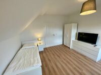 Großes Haus auf 2 Etagen*2x Küche*2x Badezimmer*10 Betten Bild 12 Großes Haus auf 2 Etagen*2x Küche*2x Badezimmer*10 Betten Bild 12