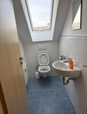 Vollausgestattete große Dachwohnung und Parkplatz Bild 4 Vollausgestattete große Dachwohnung und Parkplatz Bild 4