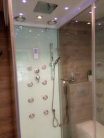 Wellness- Dusche mit Dampfsaunafunktion 70 crad Wellness- Dusche mit Dampfsaunafunktion 70 crad