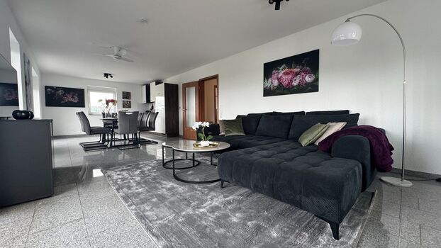 4 Große Monteurwohnungen Kassel / Je 3 Schlafzimmer / Ideal für Firmen 4 Große Monteurwohnungen Kassel / Je 3 Schlafzimmer / Ideal für Firmen