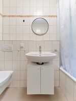 Helle und moderne Badezimmer Helle und moderne Badezimmer