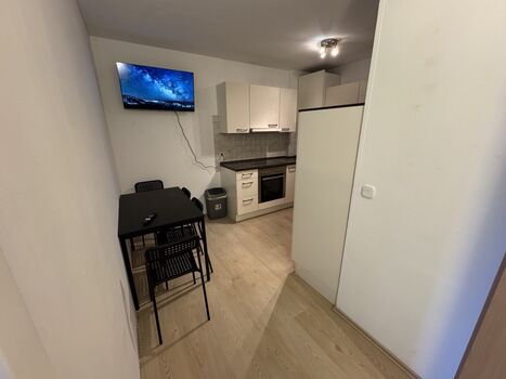 Monteurwohnung Langenfeld mit Tiefgaragenplatz – 4 Einzelbetten, Balkon Zdjęcie 4 Monteurwohnung Langenfeld mit Tiefgaragenplatz – 4 Einzelbetten, Balkon Zdjęcie 4