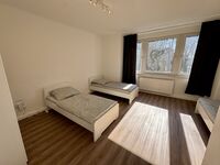 Monteurwohnung Solingen mit Stellplatz – 2 Schlafzimmer, bis 5 Personen Bild 3 Monteurwohnung Solingen mit Stellplatz – 2 Schlafzimmer, bis 5 Personen Bild 3