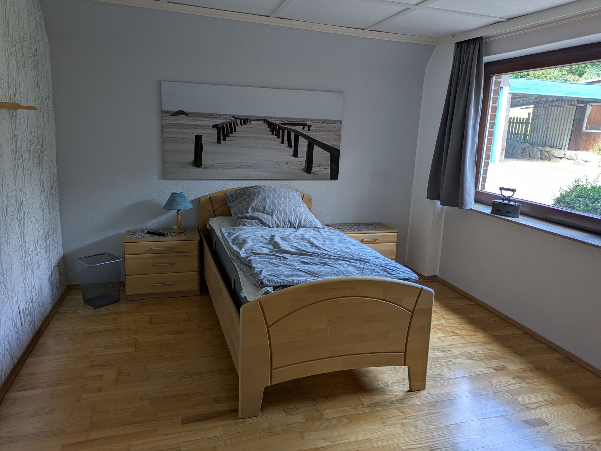 Einzelschlafzimmer unten, kann zum Doppelzimmer erweitert werden Einzelschlafzimmer unten, kann zum Doppelzimmer erweitert werden