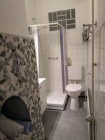 Bad unten mit Dusche Bad unten mit Dusche