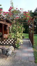 Gartenlaube zur freien Nutzung Gartenlaube zur freien Nutzung