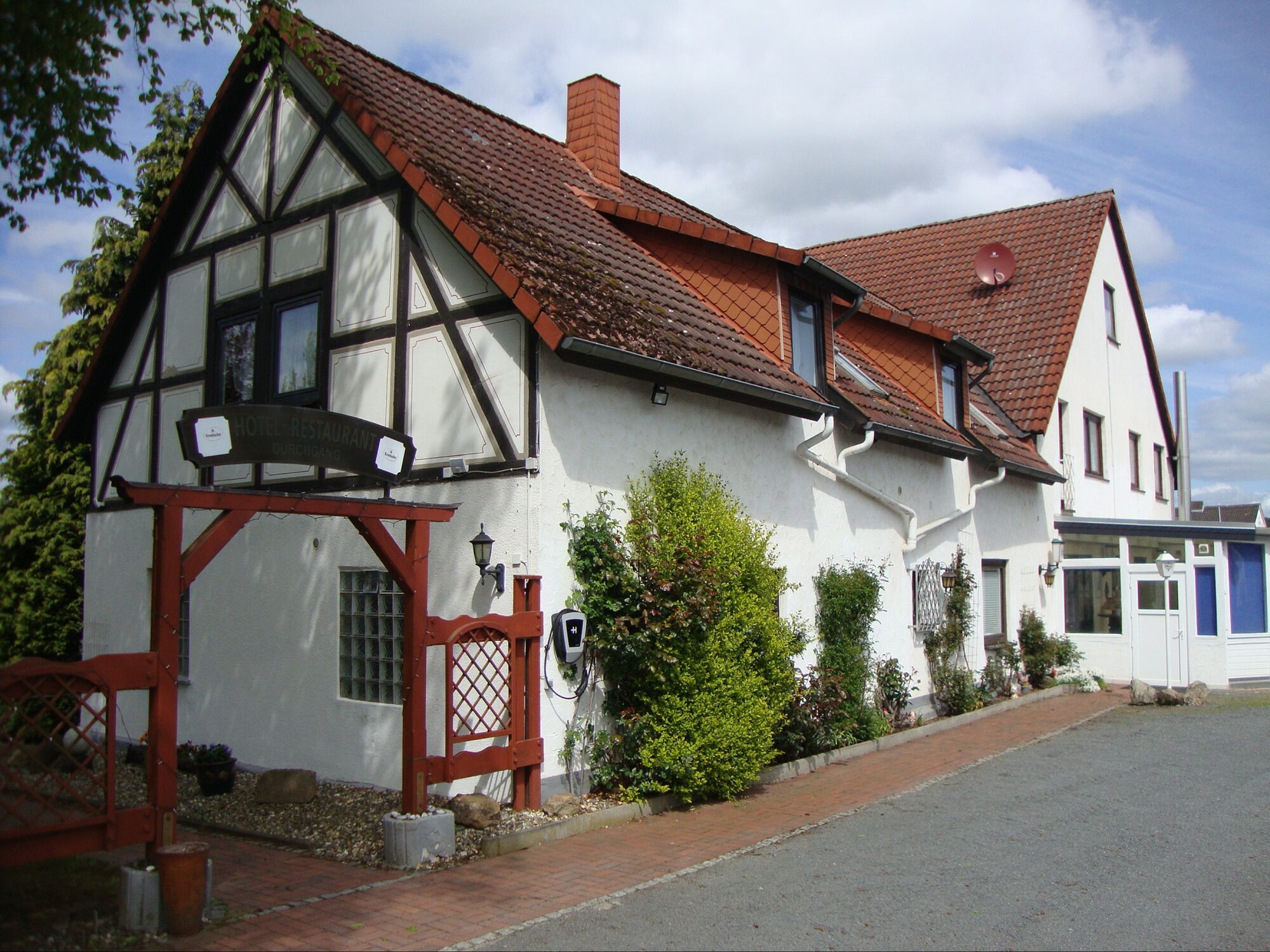 Die Pension von Parkplatz aus gesehen. Die Pension von Parkplatz aus gesehen.