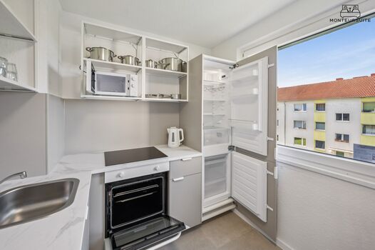 Backofen, Kochfeld und Kühlschrank Backofen, Kochfeld und Kühlschrank