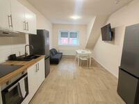 Berlin, Potsdam, Schönefeld, Grünheide, Oranienburg... Obrázok 13 Berlin, Potsdam, Schönefeld, Grünheide, Oranienburg... Obrázok 13