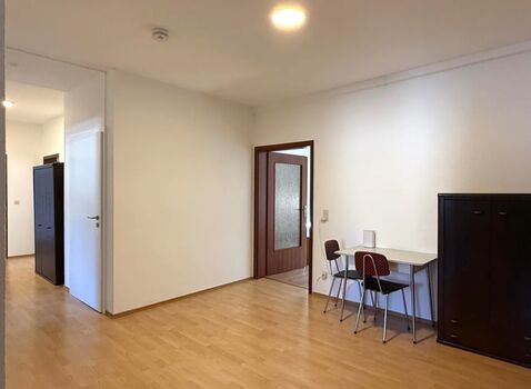 Lichtdurchflutete 4 Zimmer Wohnung-Zentrumsnah! Bild 4 Lichtdurchflutete 4 Zimmer Wohnung-Zentrumsnah! Bild 4