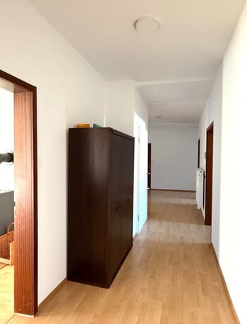 Lichtdurchflutete 4 Zimmer Wohnung-Zentrumsnah! Bild 5 Lichtdurchflutete 4 Zimmer Wohnung-Zentrumsnah! Bild 5