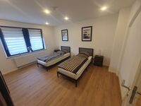 Schlafzimmer 2 (Große Wohnung) Schlafzimmer 2 (Große Wohnung)