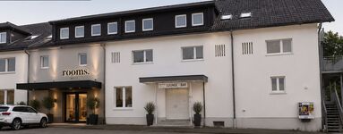 Hotel .rooms: Top-Lage D/CH-Grenze: Modernes Boarding House am Bahnhof Bild 1 Hotel .rooms: Top-Lage D/CH-Grenze: Modernes Boarding House am Bahnhof Bild 1