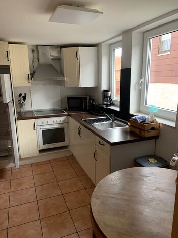 Doppelhaushälfte Nähe Korbach - 4 Schlafzimmer, 2 Bäder Bild 2 Doppelhaushälfte Nähe Korbach - 4 Schlafzimmer, 2 Bäder Bild 2