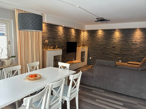 Exklusives Landhaus bei Hamburg – 4 Schlafzimmer, Sauna und Kamin Bild 3 Exklusives Landhaus bei Hamburg – 4 Schlafzimmer, Sauna und Kamin Bild 3