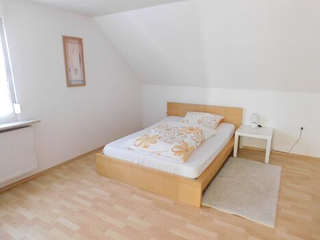 Monteur Wohnung in Schwalbach-Elm Monteur Wohnung in Schwalbach-Elm