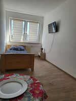Einzelzimmer mit TV Einzelzimmer mit TV